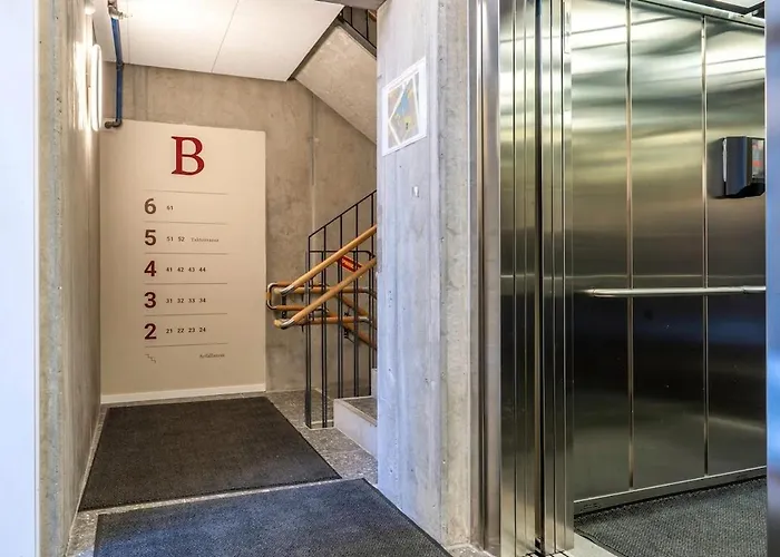 Апартаменты Modern Downtown